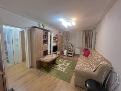 Apartament 3 camere, Astra