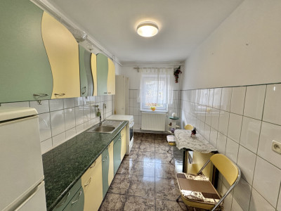 Apartament cu 2 camere Judetean etaj 1