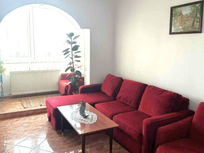 Apartament 3 camere, Astra