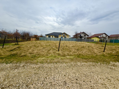 Teren intavila cartier Stupini