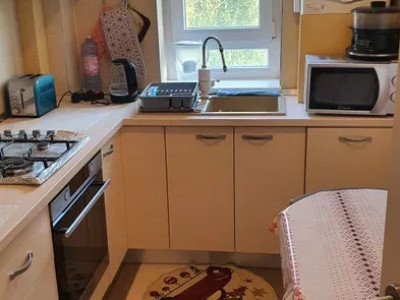 Apartament cu 2 camere Avantgarden Tractorul, zona Coresi Mal