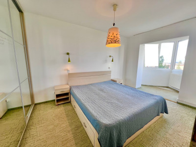 Apartament 4 camere, zona Grivitei