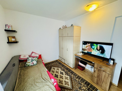 Garsoniera Bartolomeu, etaj 1, bloc nou, lift, boxa subsol