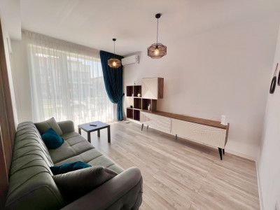 Studio bloc nou, parcare si boxa
