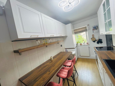 Apartament 3 camere, decomandat